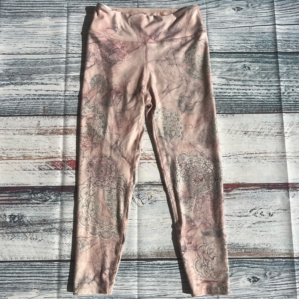 Flexure Bodywear Pink Patterned Leggings EUC